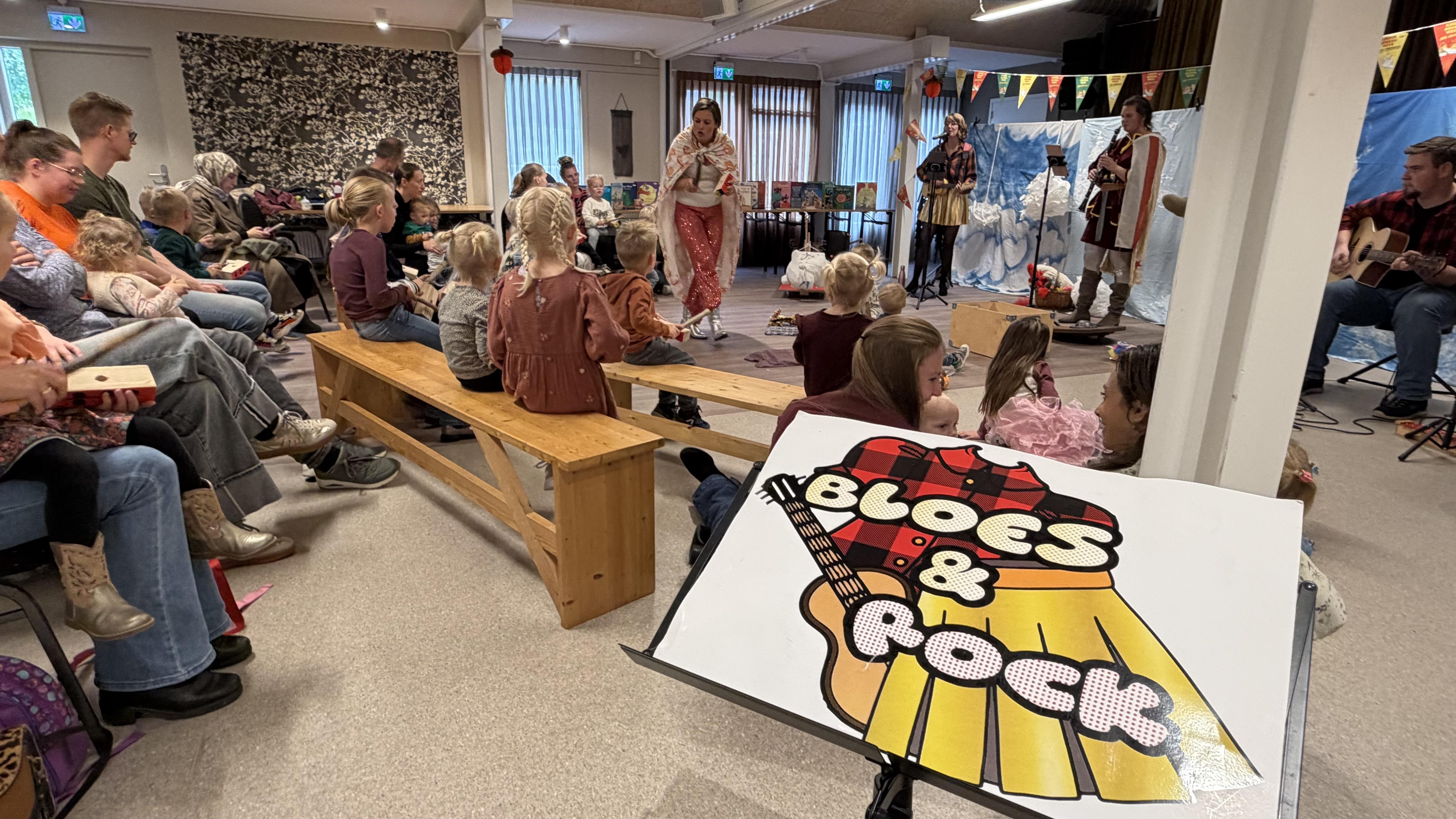 Kinderen genieten van ridders tijdens Kinderboekenweek