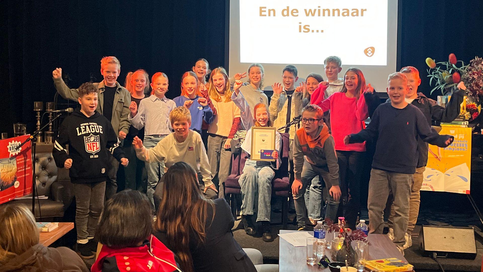 Mette uit Coevorden wint voorleeswedstrijd en mag naar provinciale finale