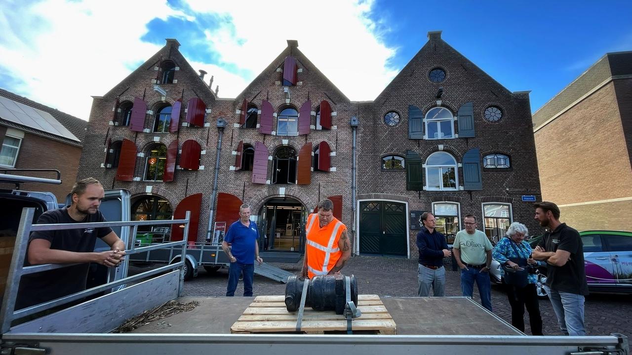 Het meer dan 200 kilo zware mortierkanon kwam weer aan in Coevorden