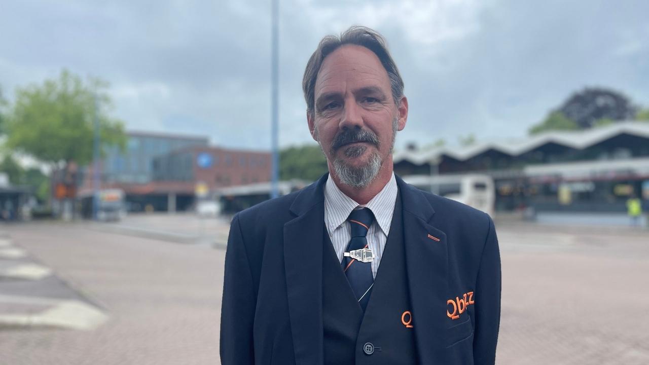 Buschauffeur Dirk Visser voelt zich een stuk veiliger